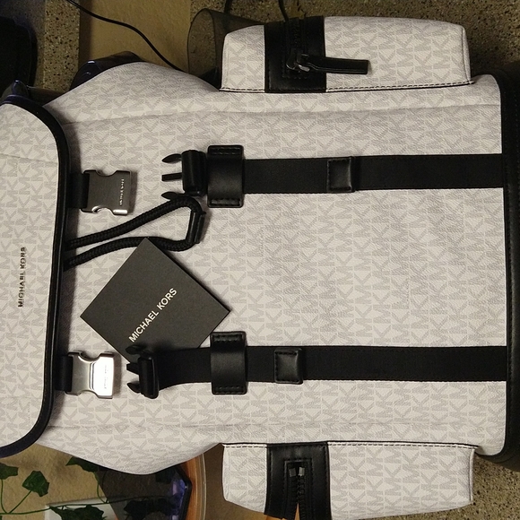 Bag - Picture 4 of 5